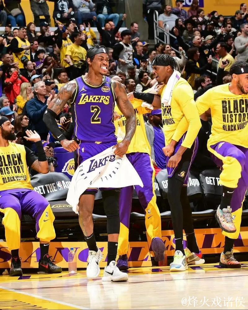 范德比尔特强势回归表现出色，他能否锁定湖人轮换阵容？